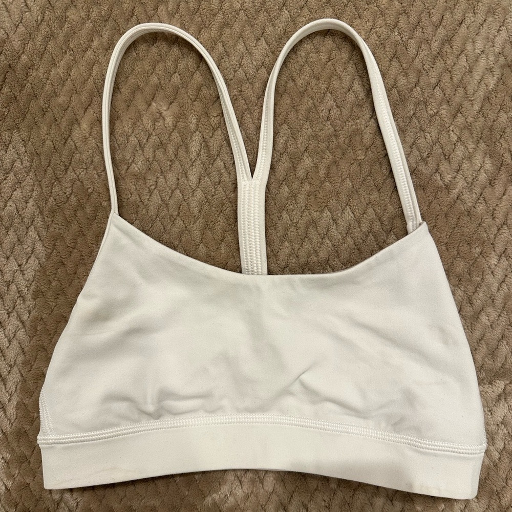Lululemon Flow Y Nulu Bra